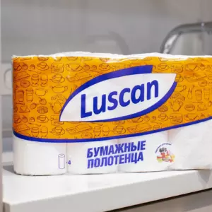 Полотенца бумажные Luscan 2-сл., с тиснением, 4рул/уп 1